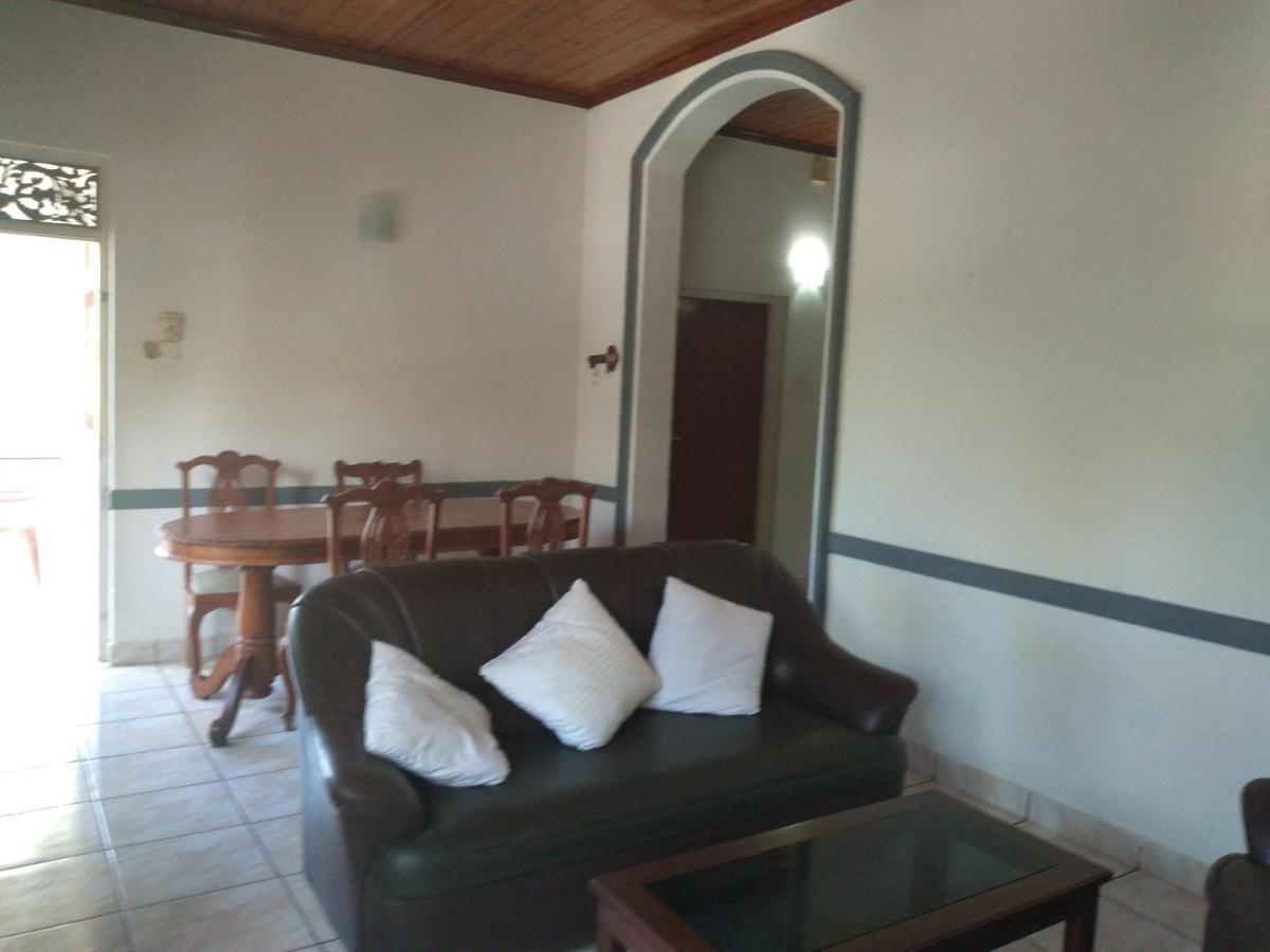 نيجومبو Vijai Resort المظهر الخارجي الصورة