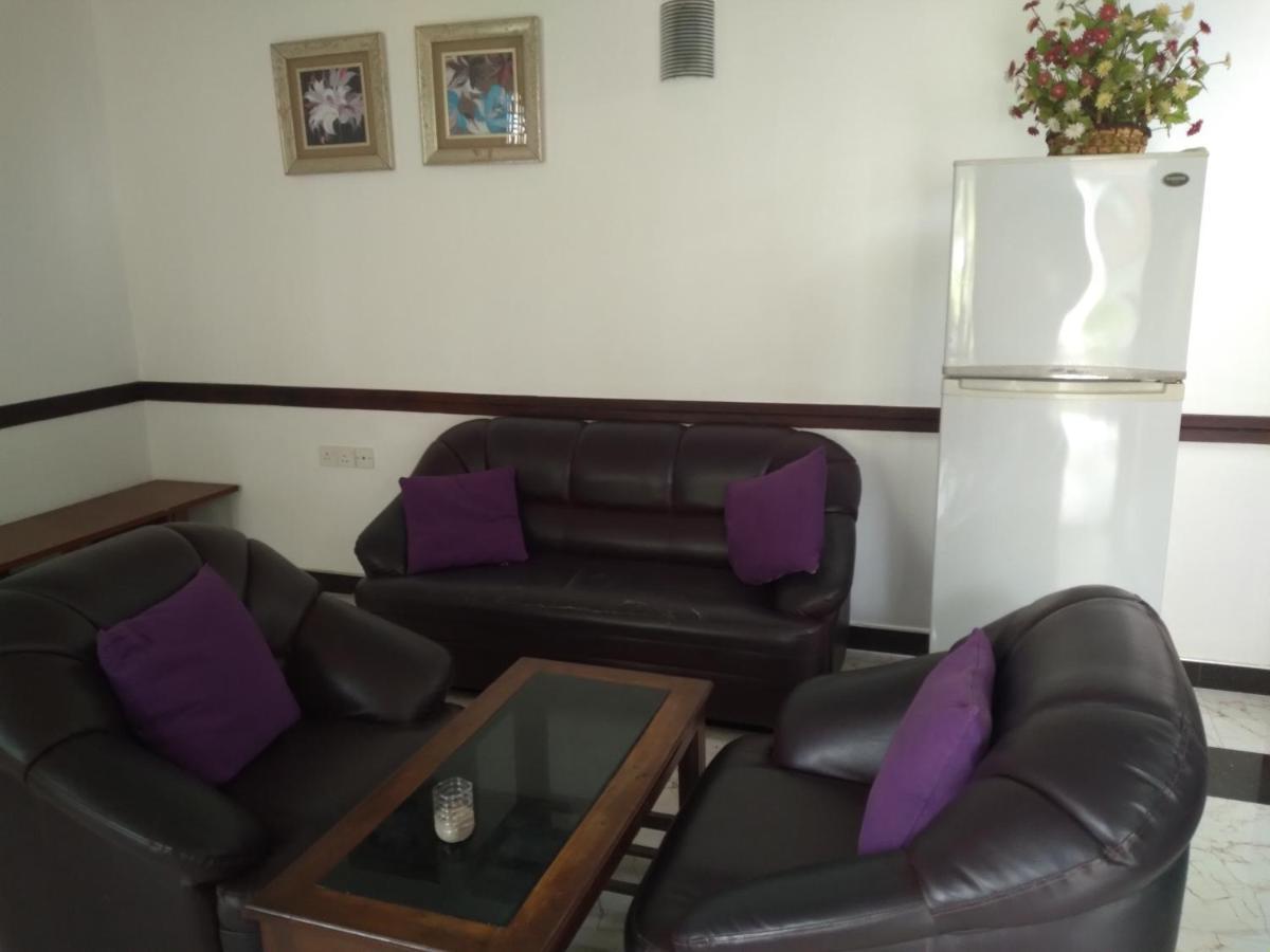 نيجومبو Vijai Resort المظهر الخارجي الصورة